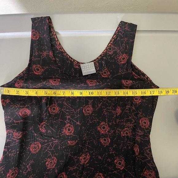 Women’s Romantic Black Gothic Red Ruby Print Sleeveless Midi Shift Dress Large - Picture 8 of 11